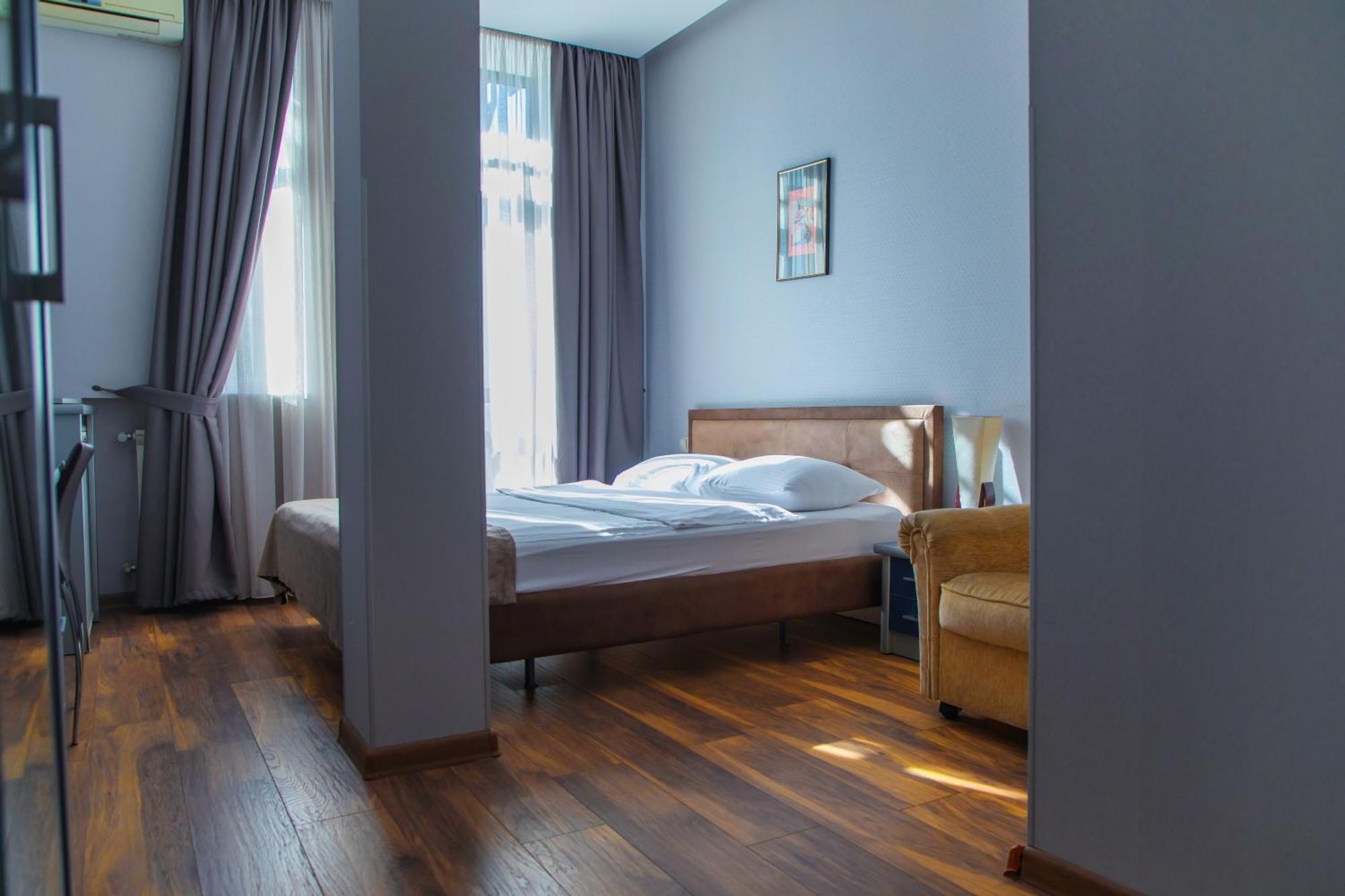 Irmeni Hotel Tbilisi Exteriör bild